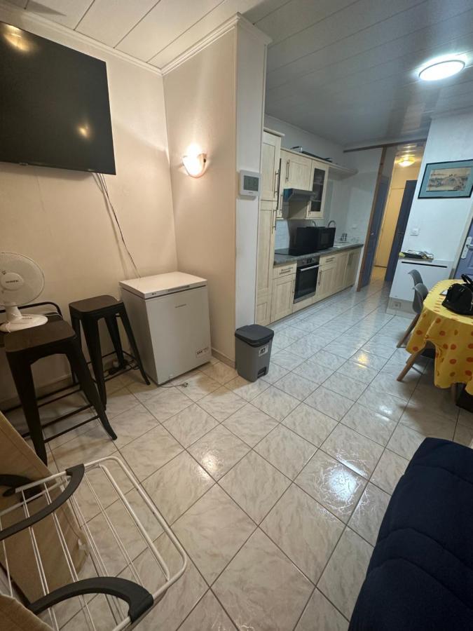 A La Semaine Ou Au Jour / Location Studio Meuble 30M² La Ciotat Exteriér fotografie